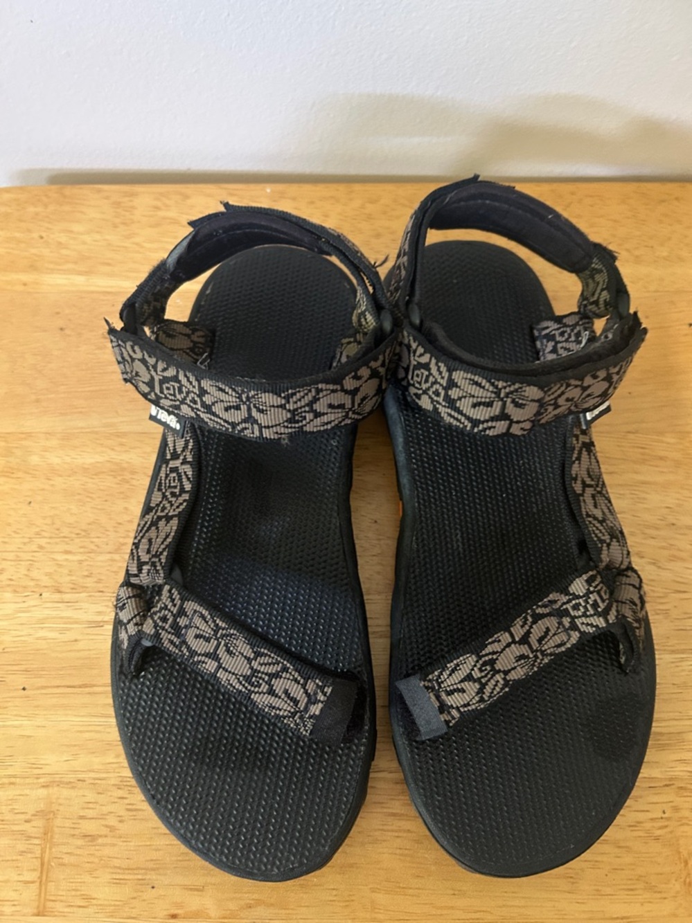 TEVA Women’s “6402” Inversion Sports Sandals Sz 7 - Picture 2 of 7